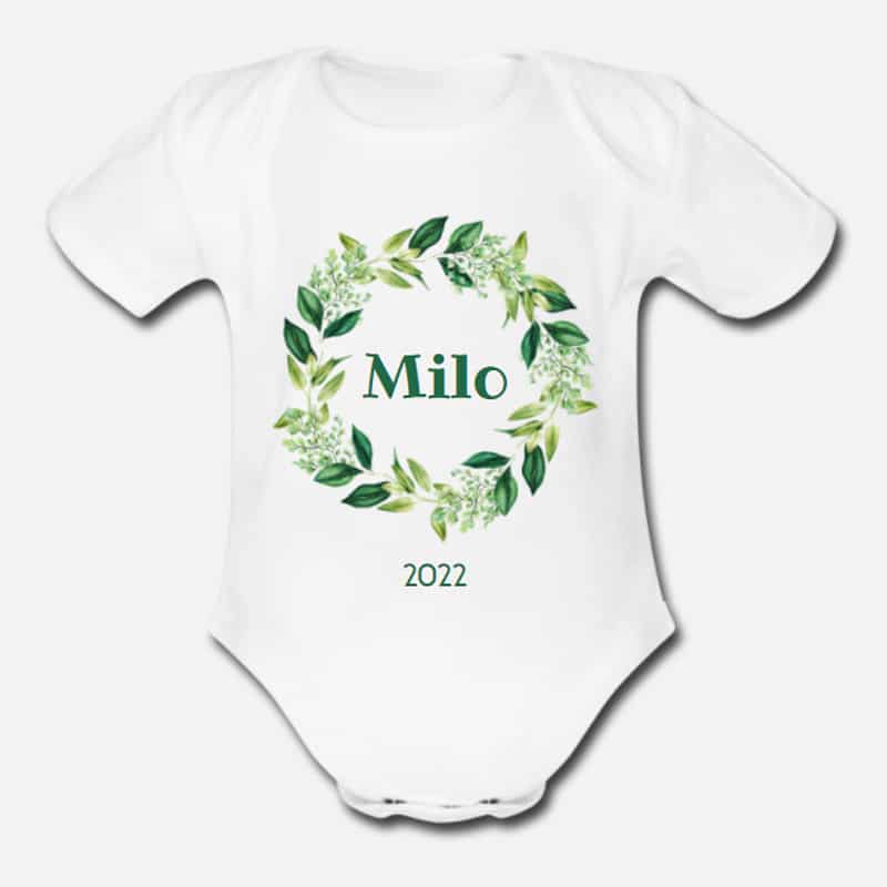 Babykleidung mit Namen Geschenk zur Geburt Blumenkranz Milo